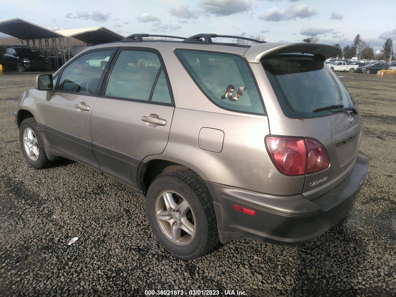 Lexus RX 300 2000г.
