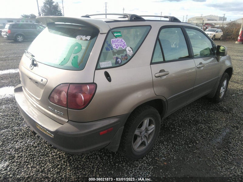Lexus RX 300 2000г.