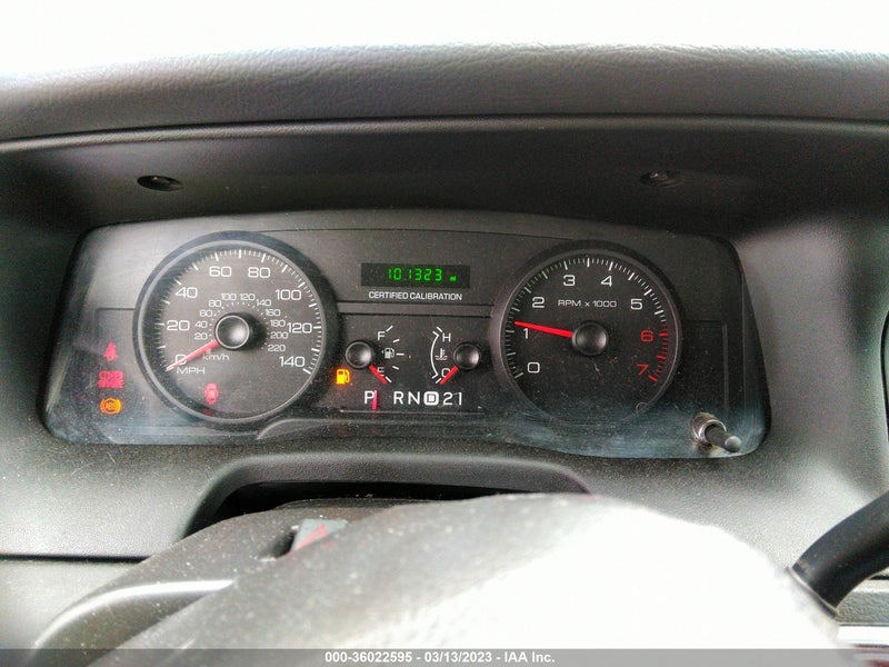 Ford Crown Victoria 2008г.