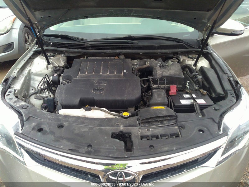 Toyota Avalon 2013г.