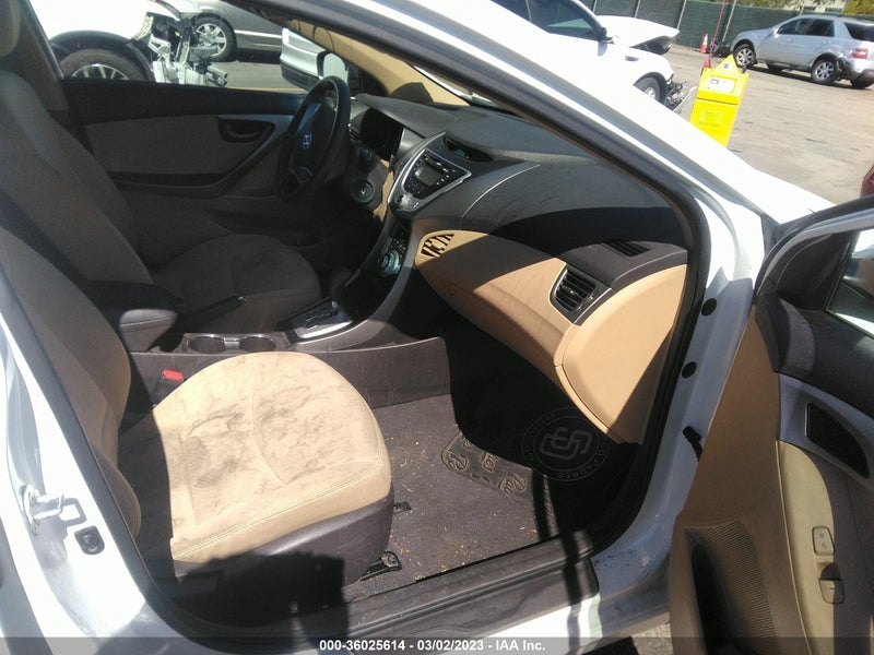 Hyundai Elantra 2011г.