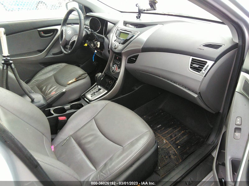 Hyundai Elantra 2013г.