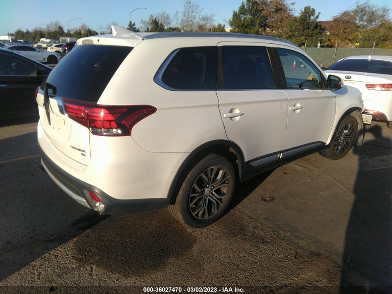 Mitsubishi Outlander 2017г.