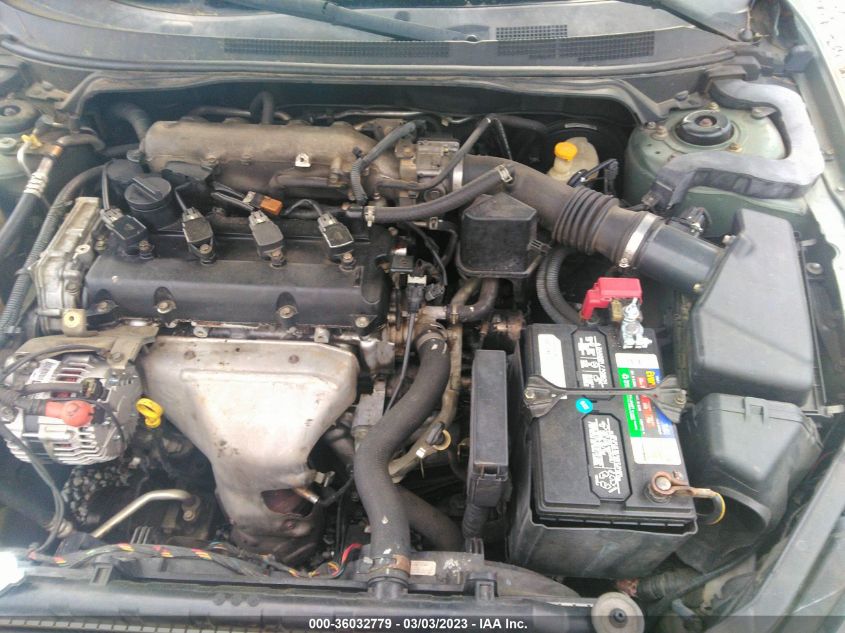 Nissan Altima 2004г.