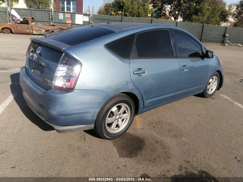 Toyota Prius 2005г.