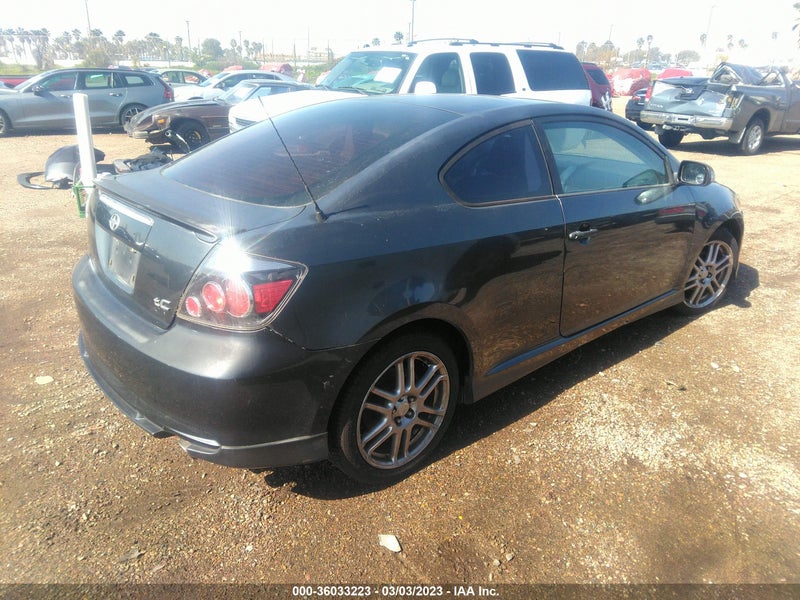 Scion tC 2006г.