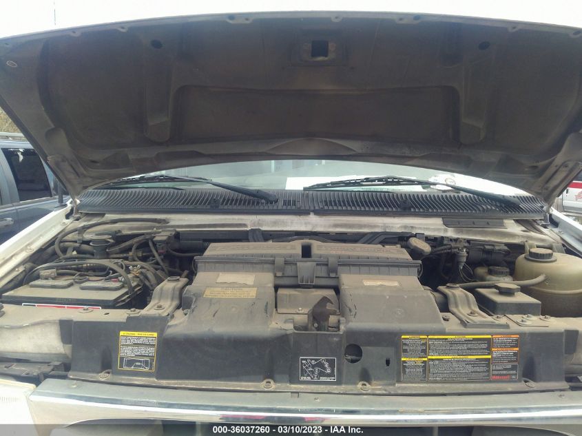 Ford Econoline 2000г.