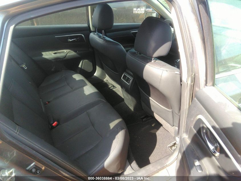 Nissan Altima 2017г.