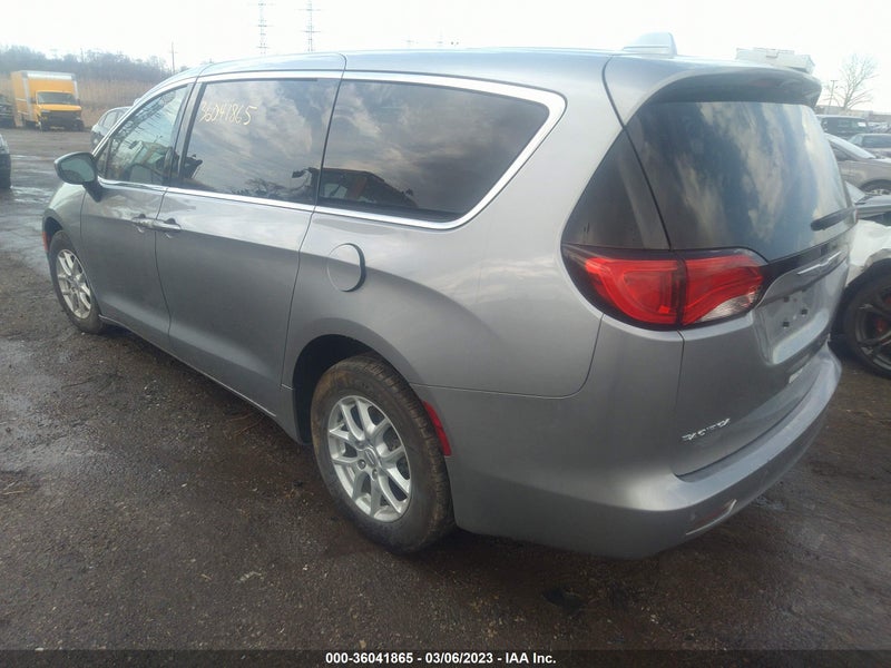 Chrysler Pacifica 2018г.