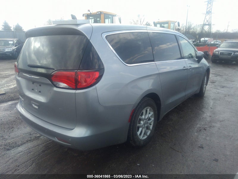 Chrysler Pacifica 2018г.