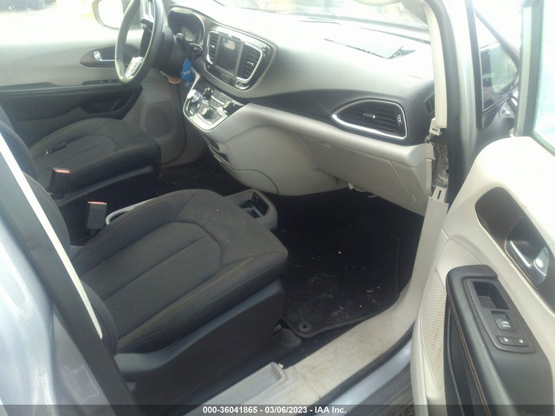 Chrysler Pacifica 2018г.