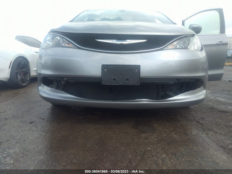 Chrysler Pacifica 2018г.