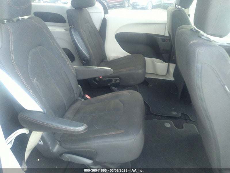 Chrysler Pacifica 2018г.