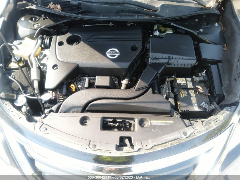 Nissan Altima 2015г.