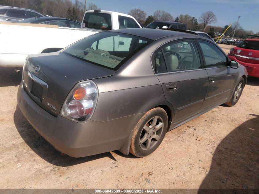 Nissan Altima 2005г.