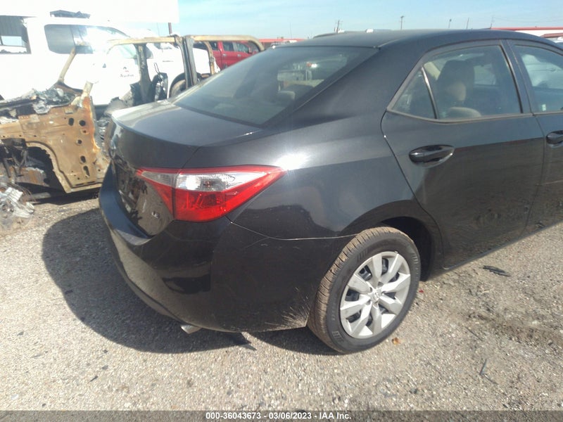 Toyota Corolla 2015г.