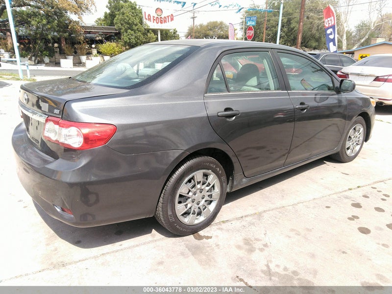 Toyota Corolla 2013г.