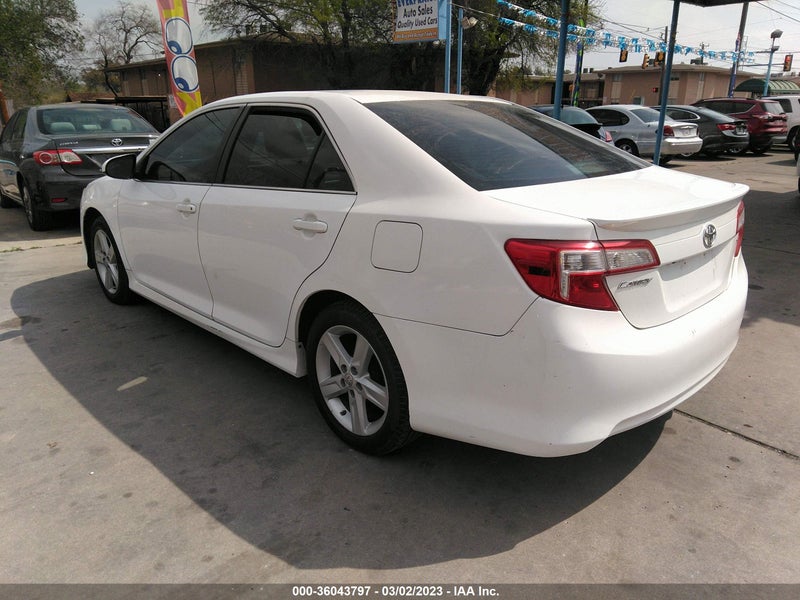 Toyota Camry 2014г.