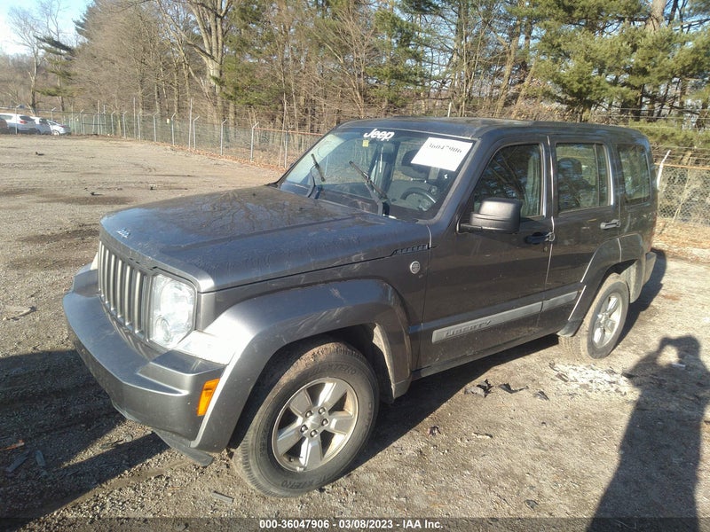 Jeep Liberty 2012г.