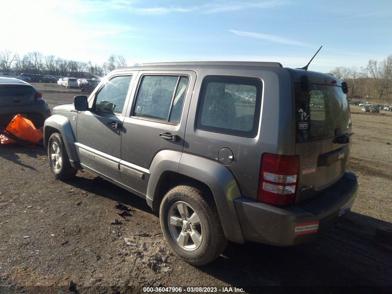 Jeep Liberty 2012г.