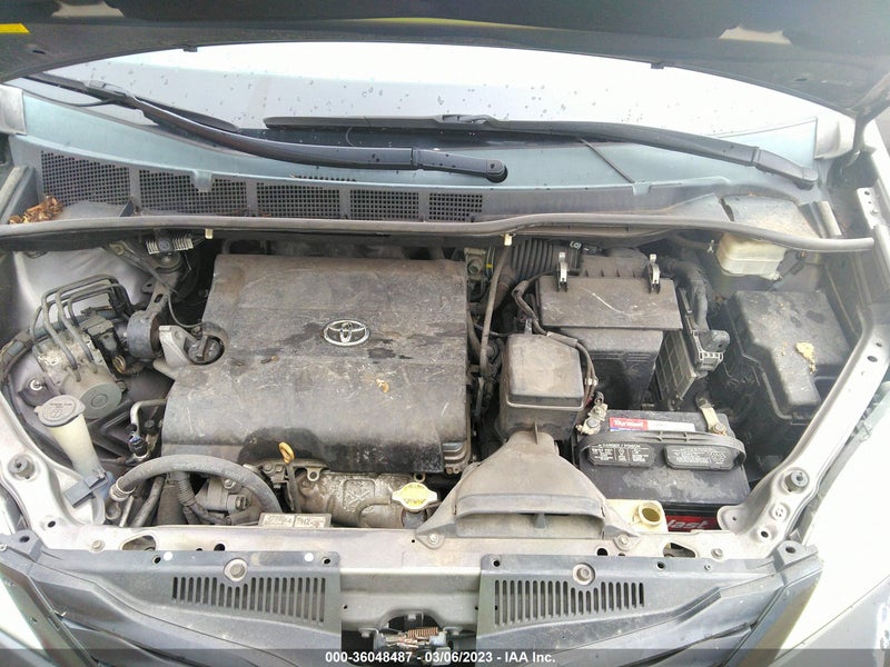 Toyota Sienna 2013г.