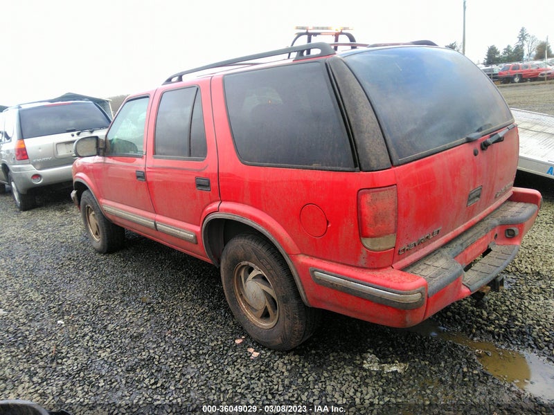 Chevrolet Blazer 1999г.