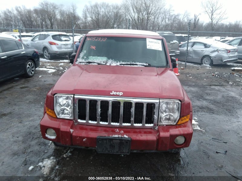 Jeep Commander 2006г.