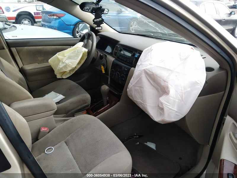 Toyota Corolla 2005г.