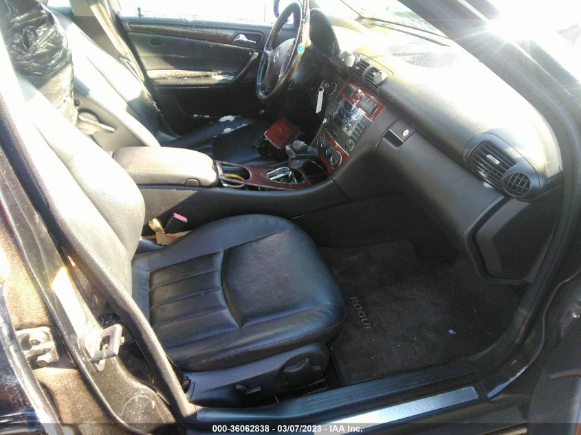 Mercedes-Benz C-Class 2005г.