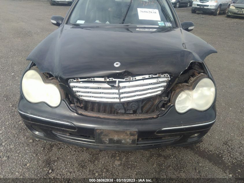 Mercedes-Benz C-Class 2005г.