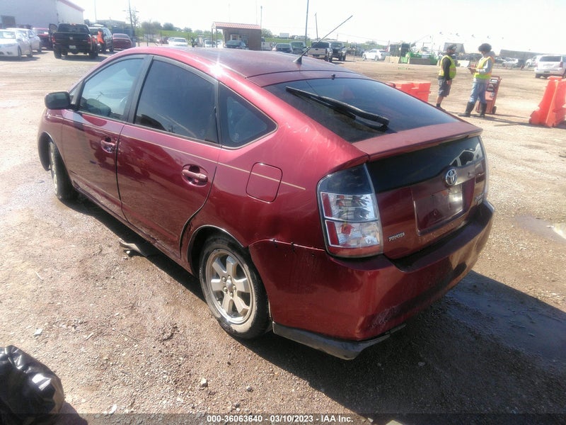 Toyota Prius 2005г.