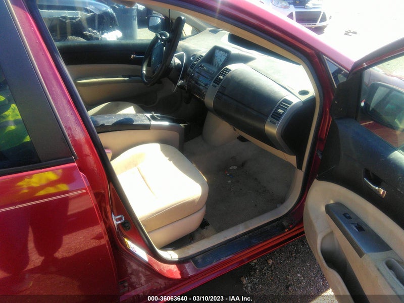 Toyota Prius 2005г.