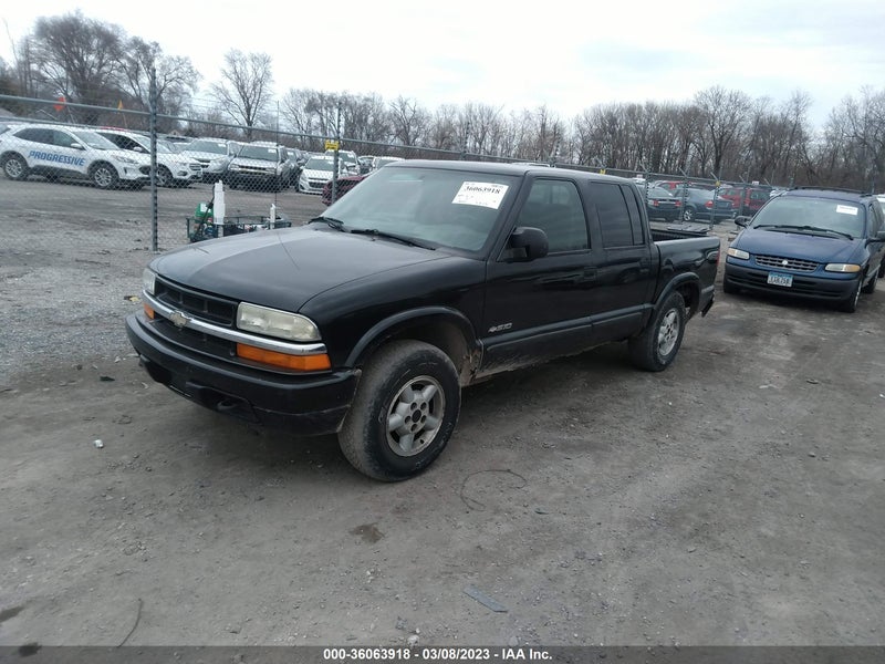 Chevrolet S-10 2004г.