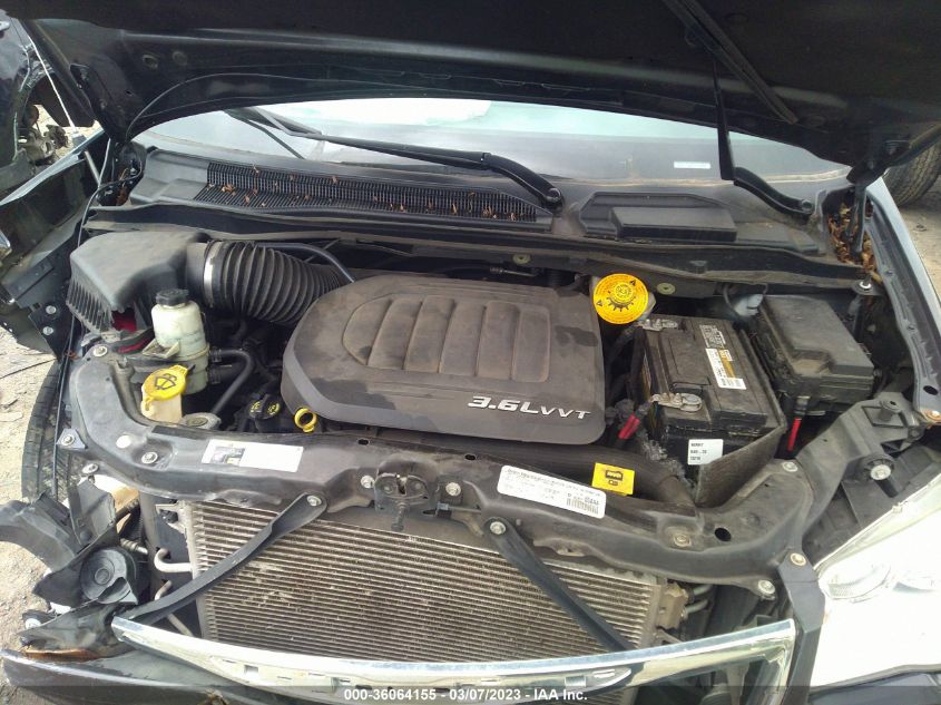 Chrysler Town & Country 2014г.