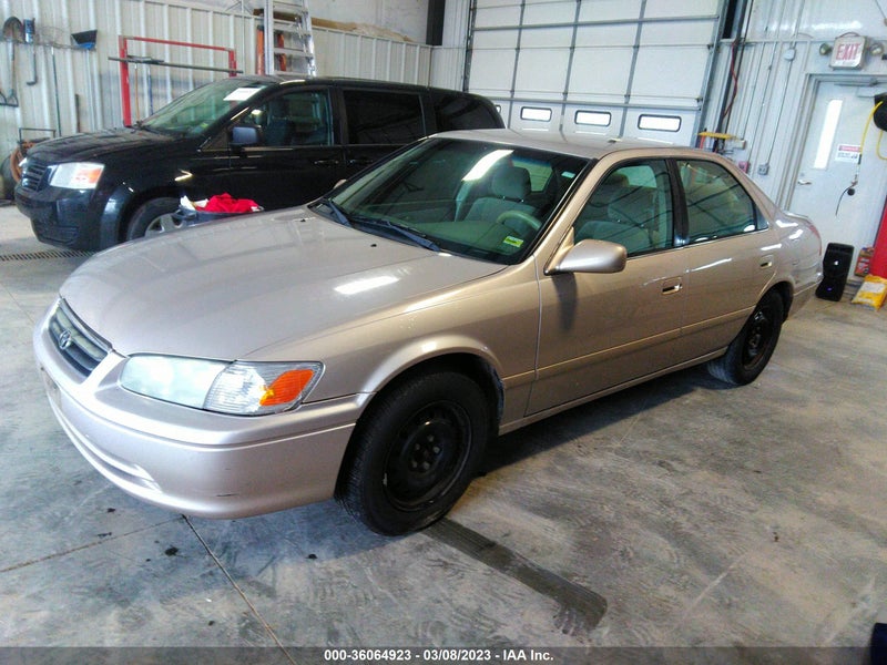 Toyota Camry 2001г.