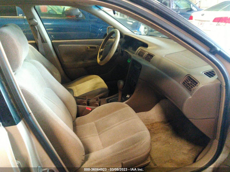 Toyota Camry 2001г.