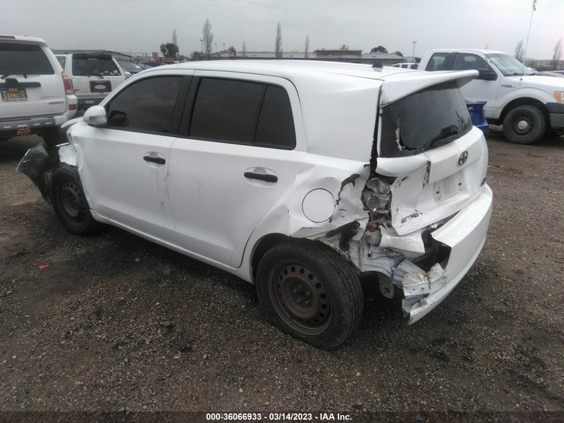 Scion xD 2012г.