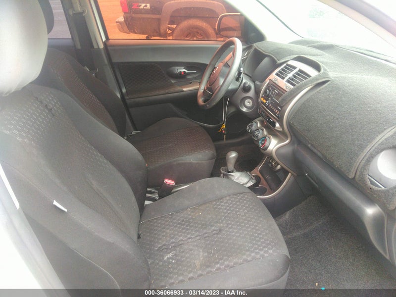 Scion xD 2012г.
