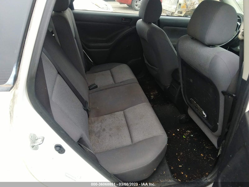 Pontiac Vibe 2004г.
