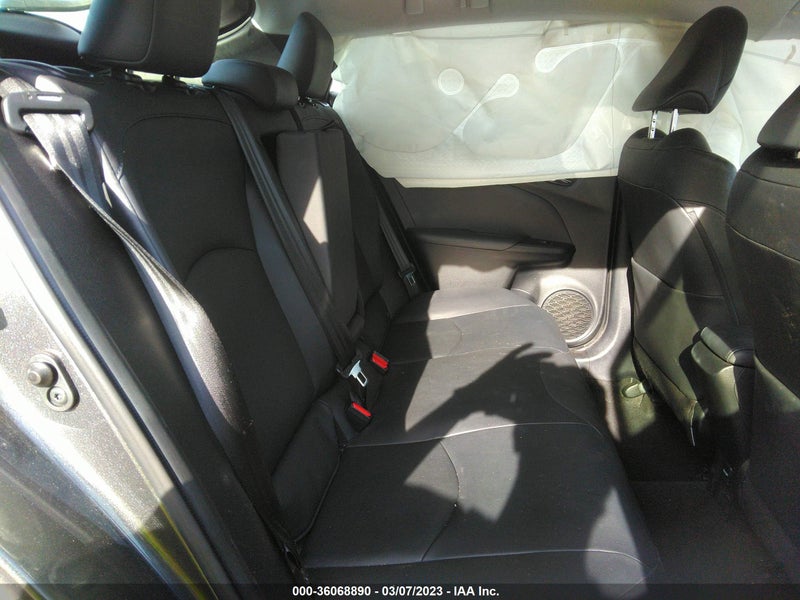 Toyota Prius 2016г.