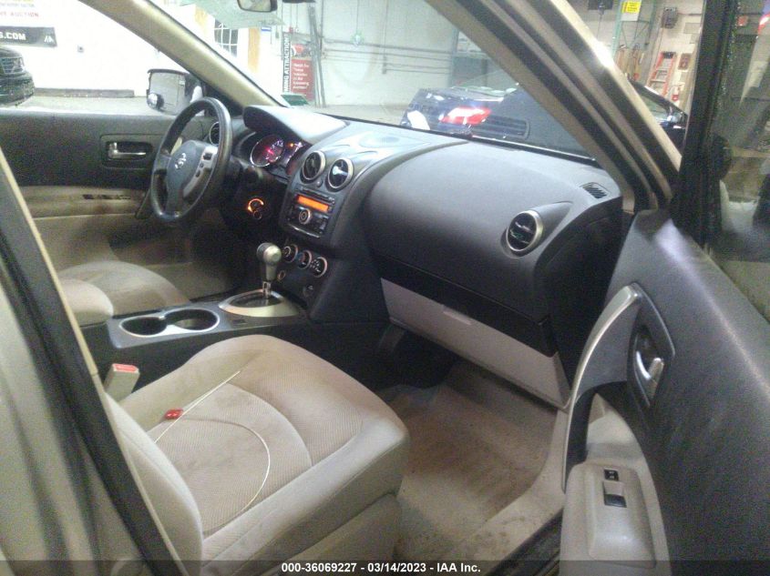 Nissan Rogue 2013г.