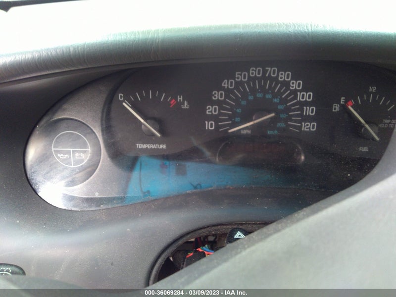 Buick Century 2004г.