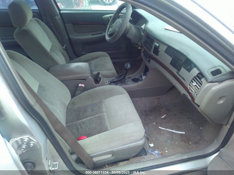 Chevrolet Impala 2005г.