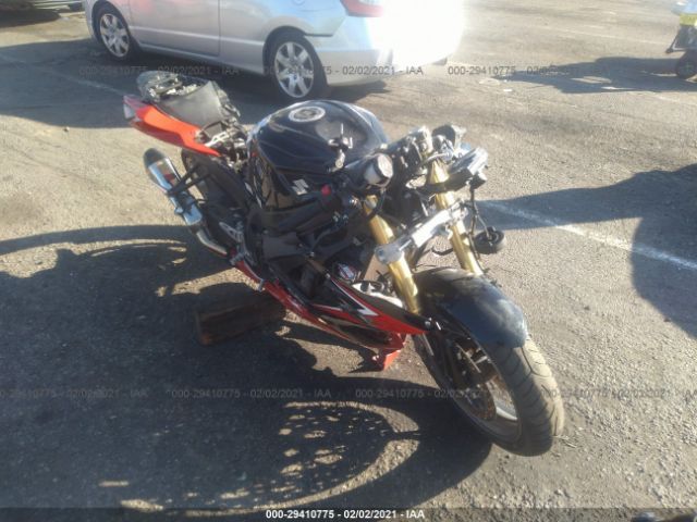 Global Auto Auctions: 2011 SUZUKI GSX750