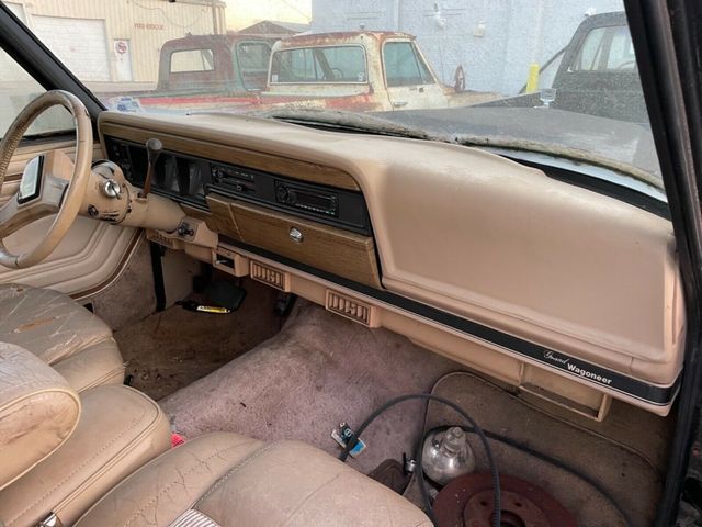 Clean Title 1990 Jeep Grand Wagoneer 5.9L Public Auction in West 