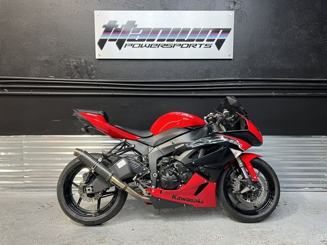 Clean Title 2012 Kawasaki Zx600 4.0L Public Auction in Clearwater 