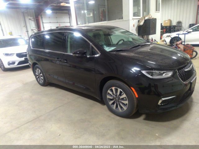 Global Auto Auctions: 2023 CHRYSLER PACIFICA