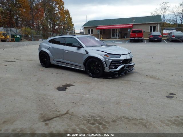 Global Auto Auctions: 2022 LAMBORGHINI URUS