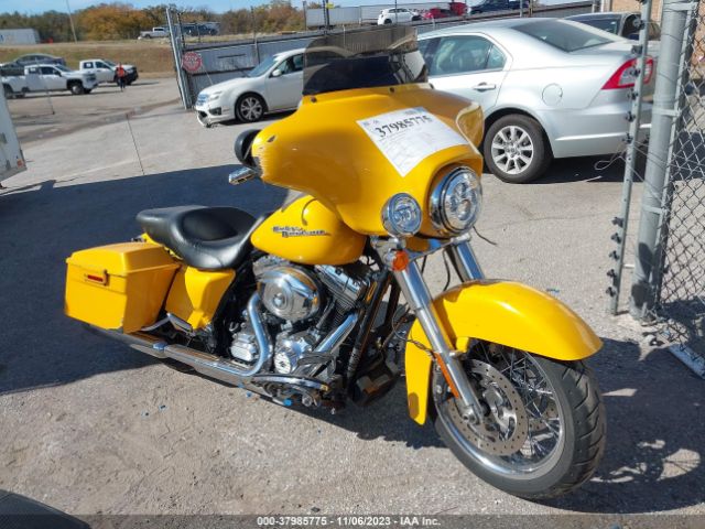 Global Auto Auctions: 2013 HARLEY-DAVIDSON FLHX
