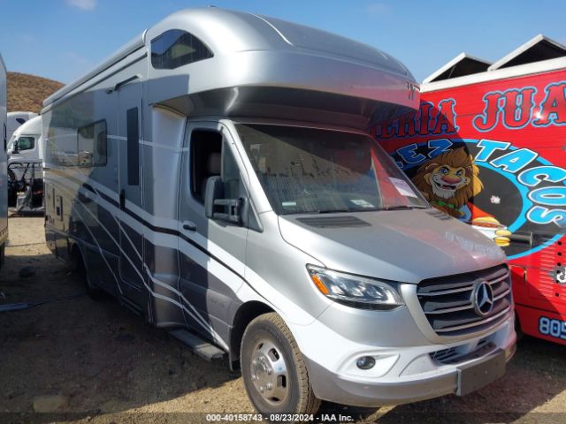 Global Auto Auctions: 2022 WINNEBAGO OTHER